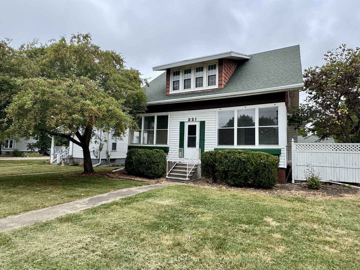 221 W Peru Street, Princeton, IL 61356