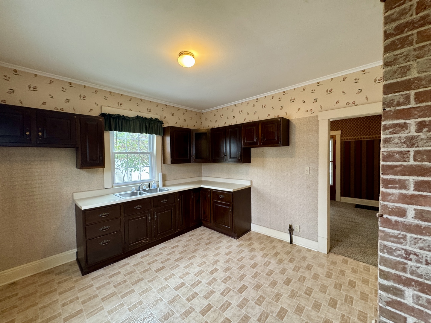 221 W Peru Street, Princeton, IL 61356