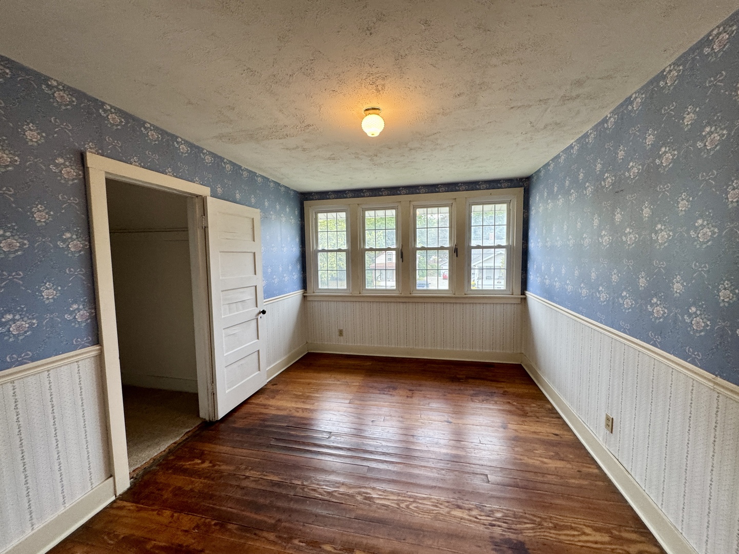 221 W Peru Street, Princeton, IL 61356