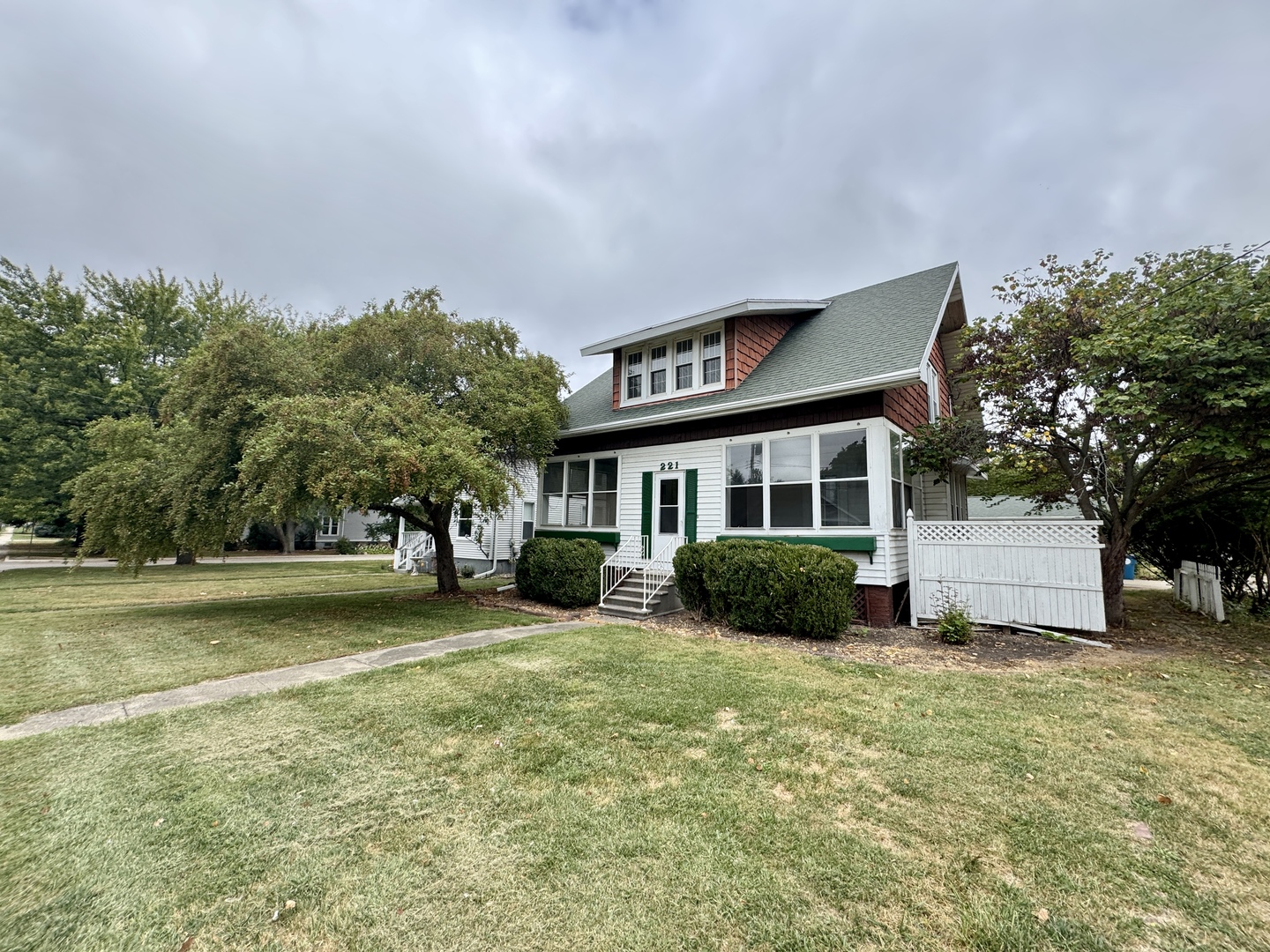 221 W Peru Street, Princeton, IL 61356