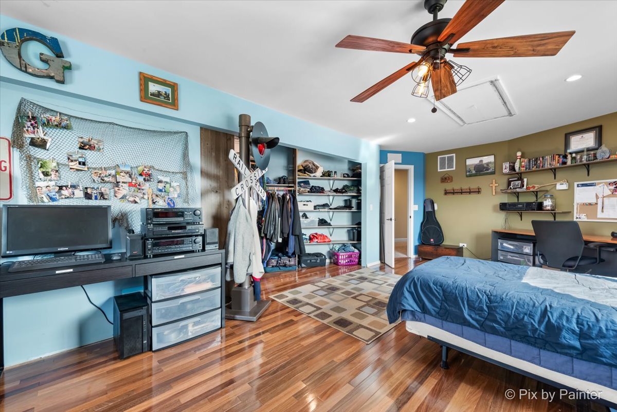 12N901 Coombs Road, Elgin, IL 60124