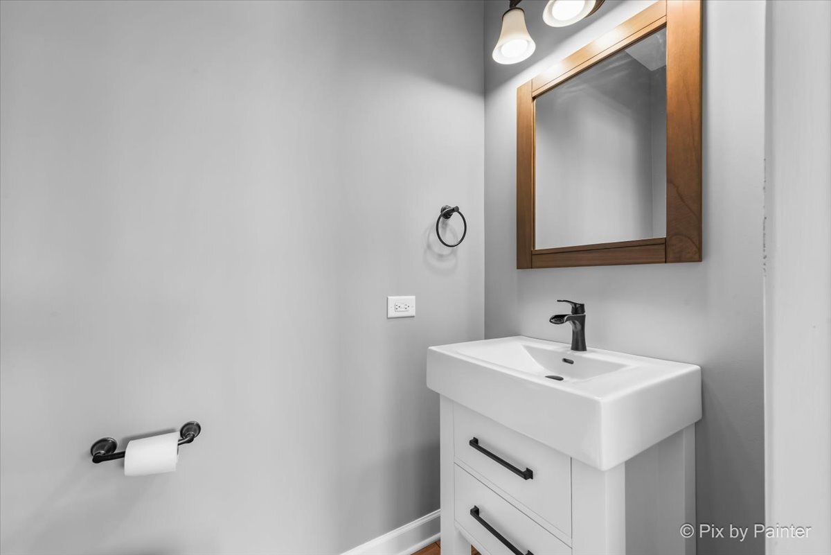 12N901 Coombs Road, Elgin, IL 60124