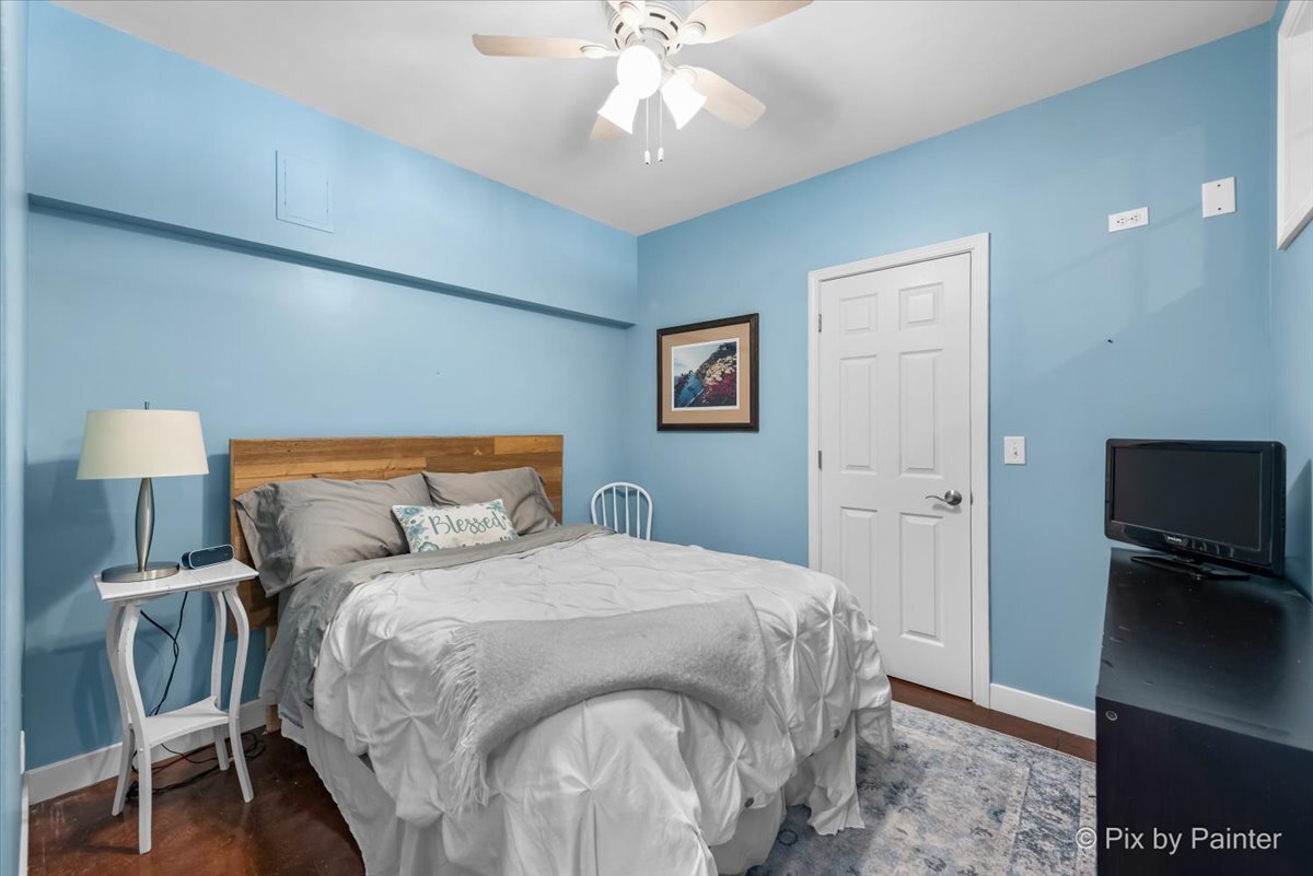 12N901 Coombs Road, Elgin, IL 60124