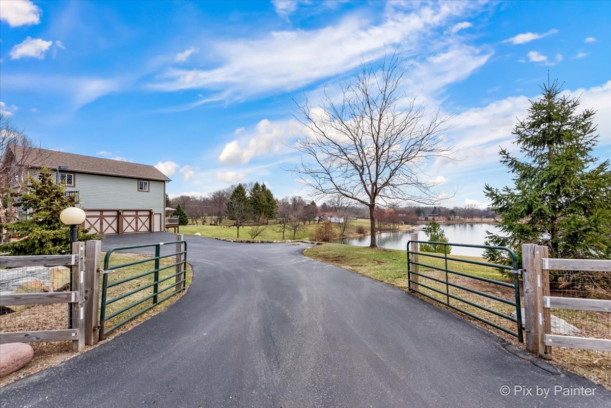 12N901 Coombs Road, Elgin, IL 60124