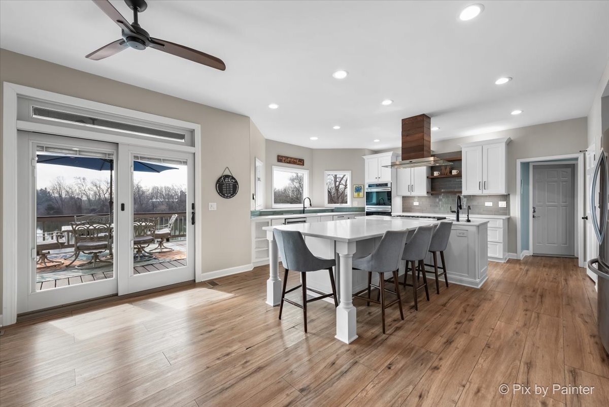 12N901 Coombs Road, Elgin, IL 60124