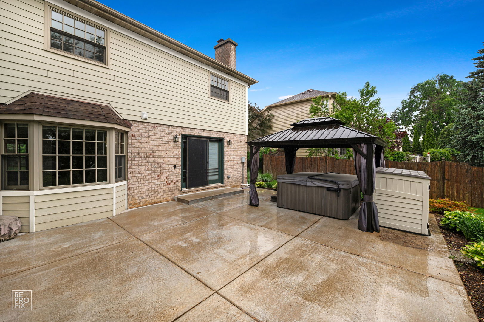 4488 Basswood Drive, Lisle, IL 60532