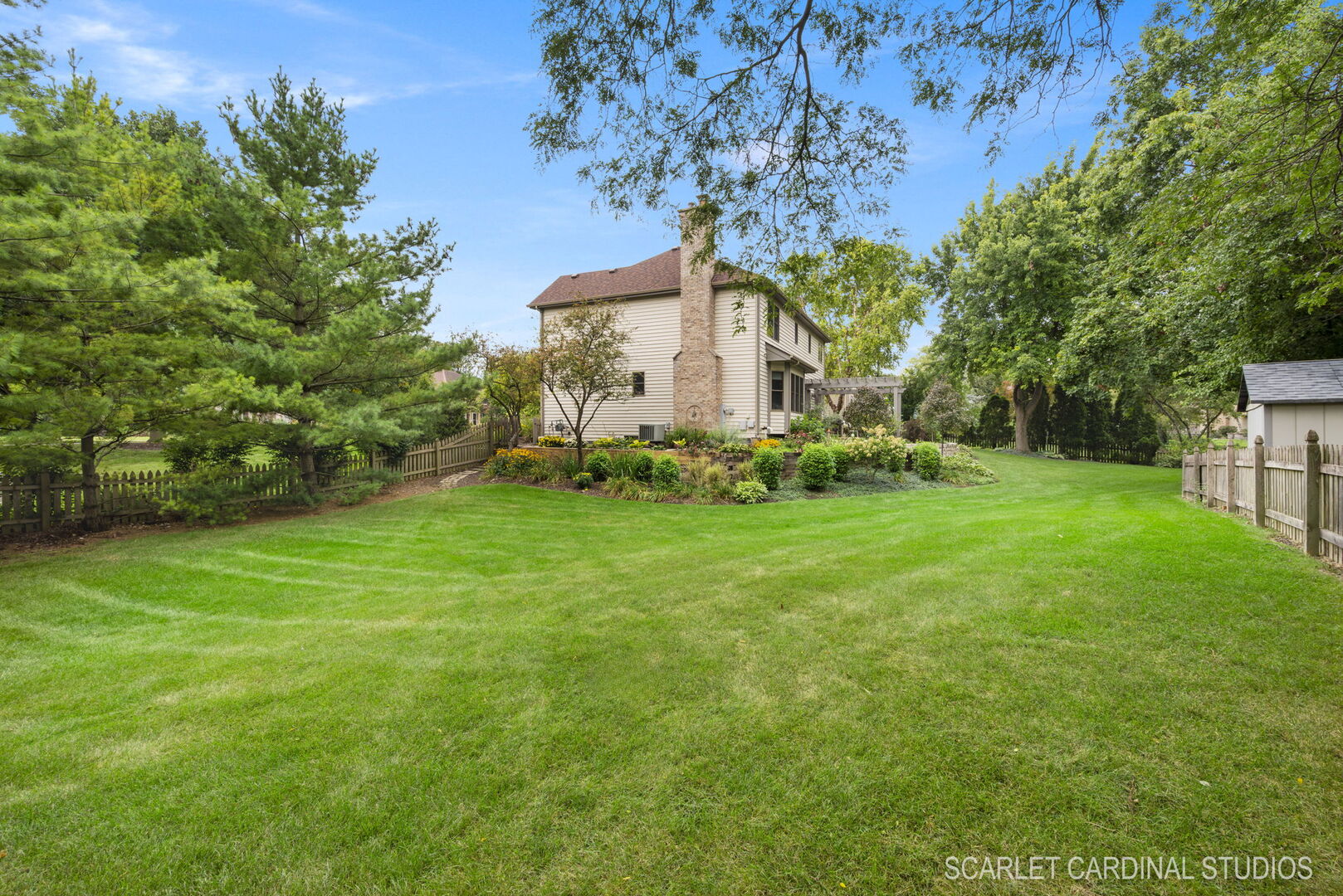 2438 River Woods Drive, Naperville, IL 60565