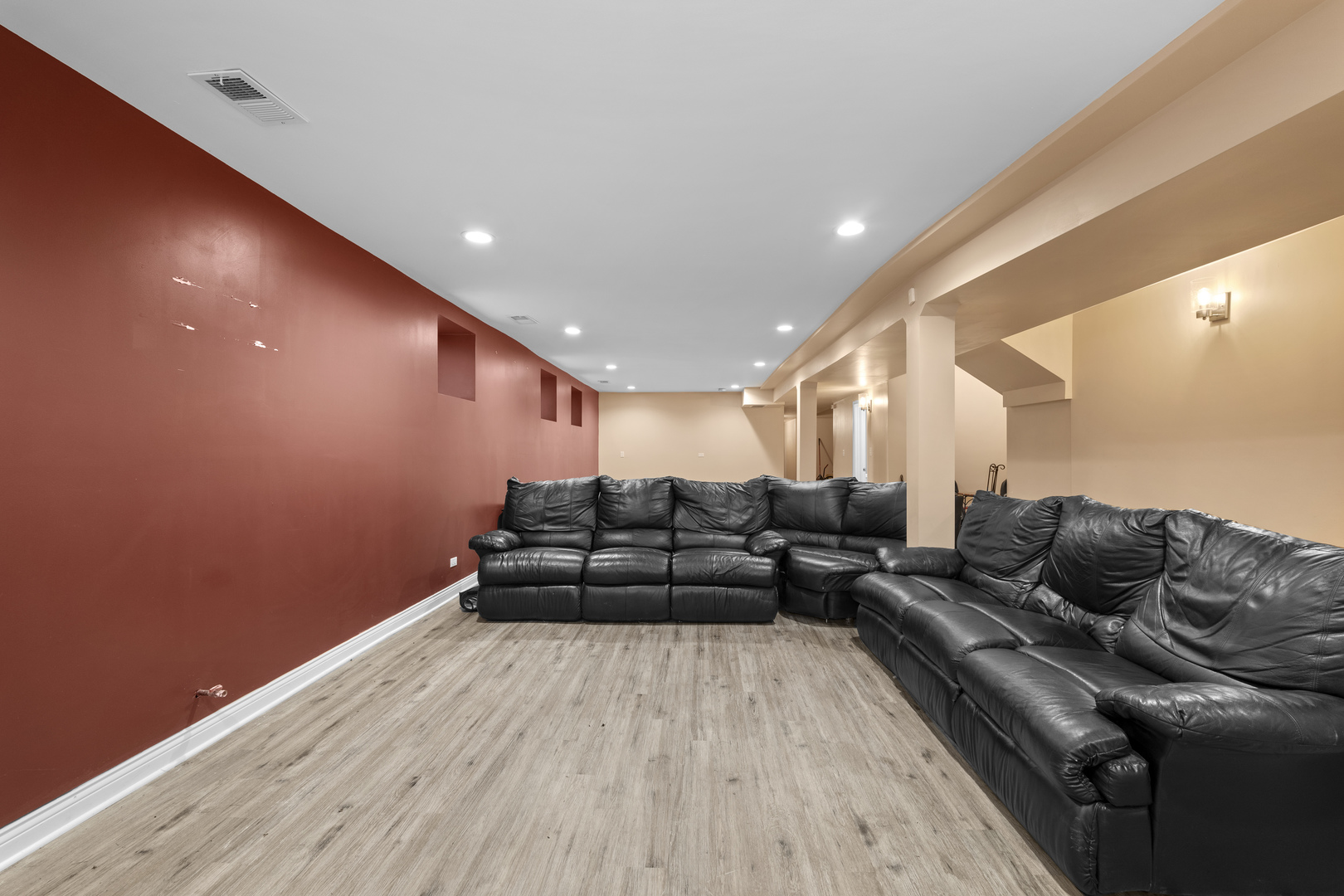 4311 S VINCENNES Avenue, Chicago, IL 60653