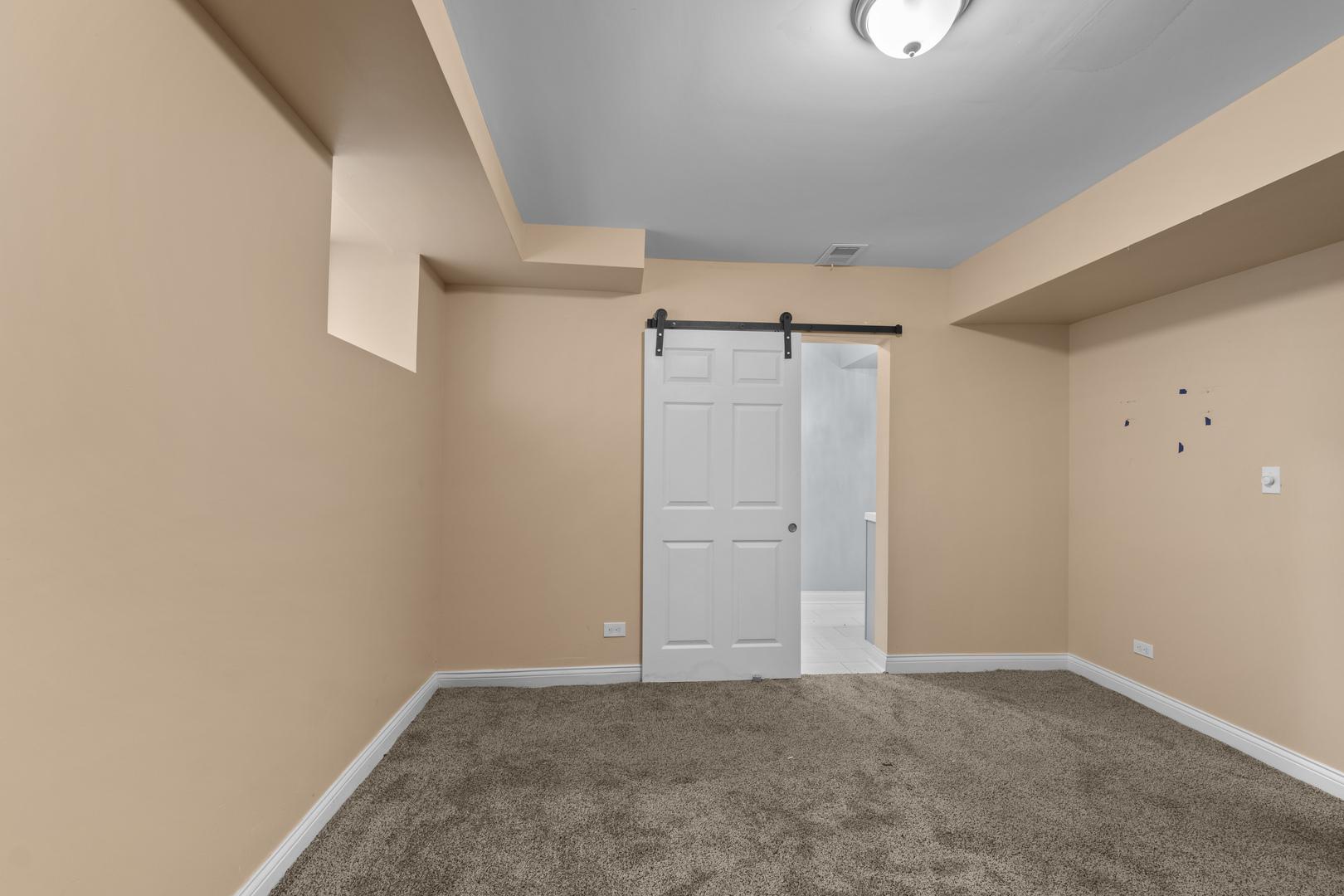 4311 S VINCENNES Avenue, Chicago, IL 60653