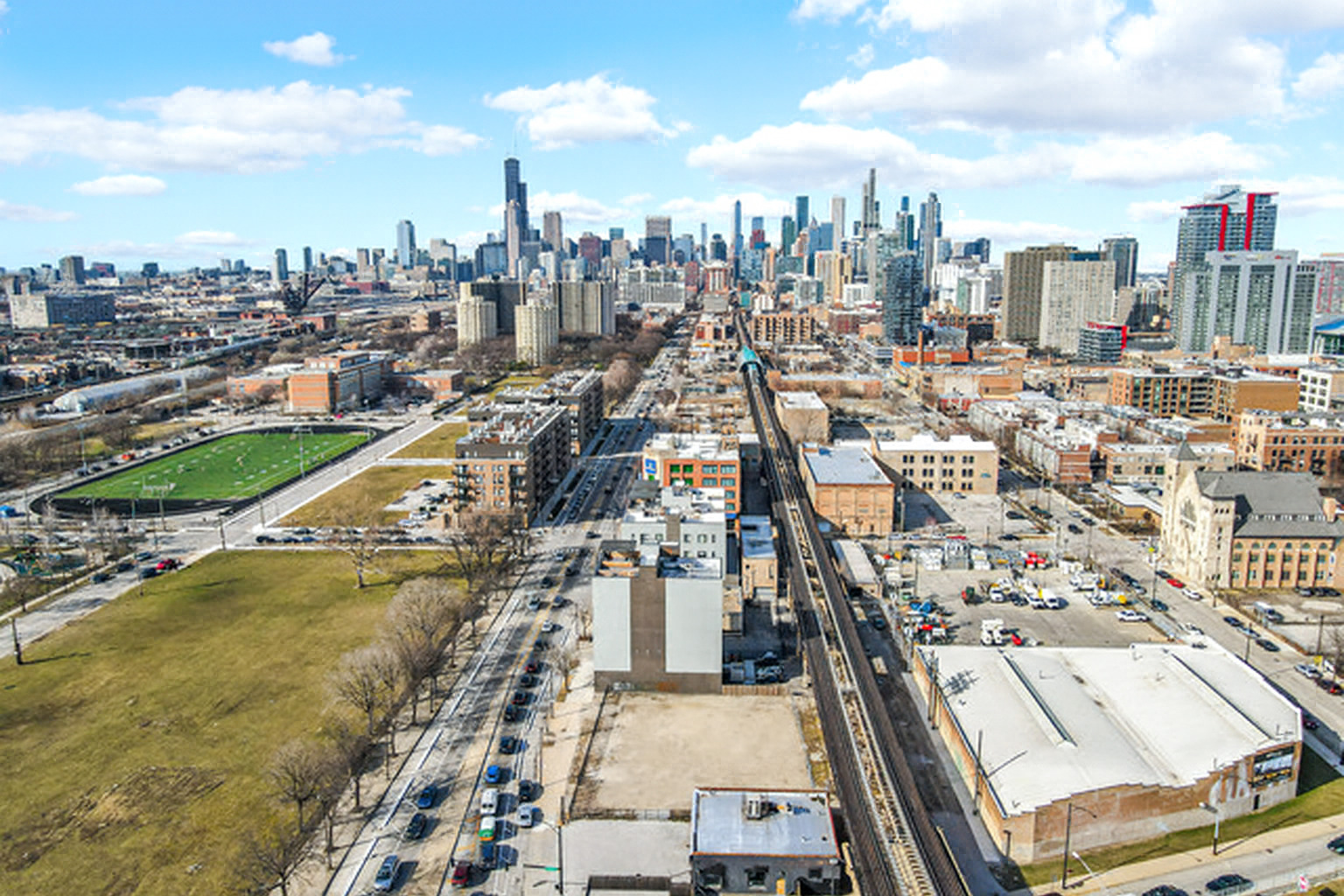 2441 S State Street, Chicago, IL 60616