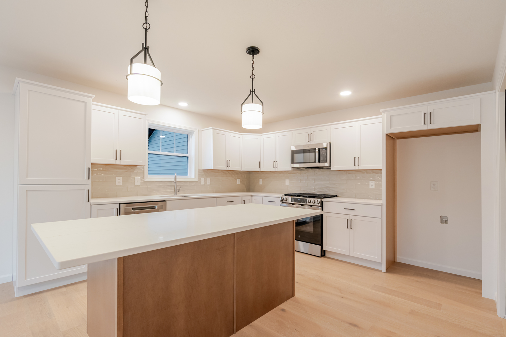 2 Bucktown Court, Bloomington, IL 61705