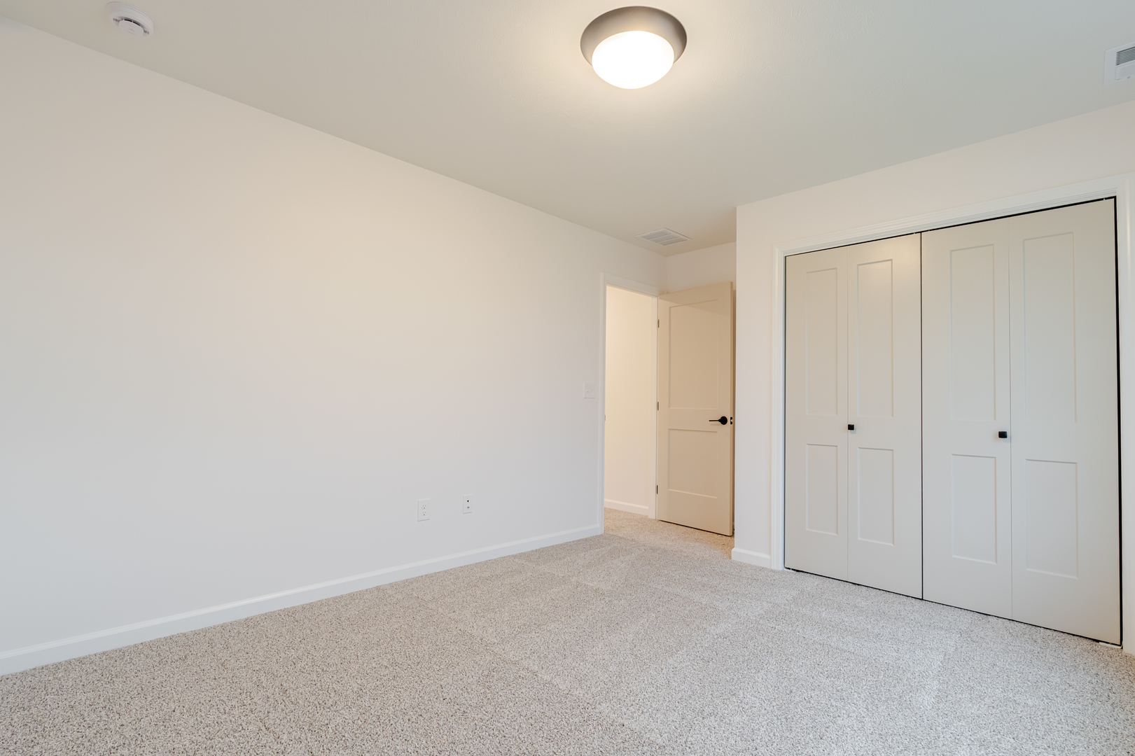 2 Bucktown Court, Bloomington, IL 61705