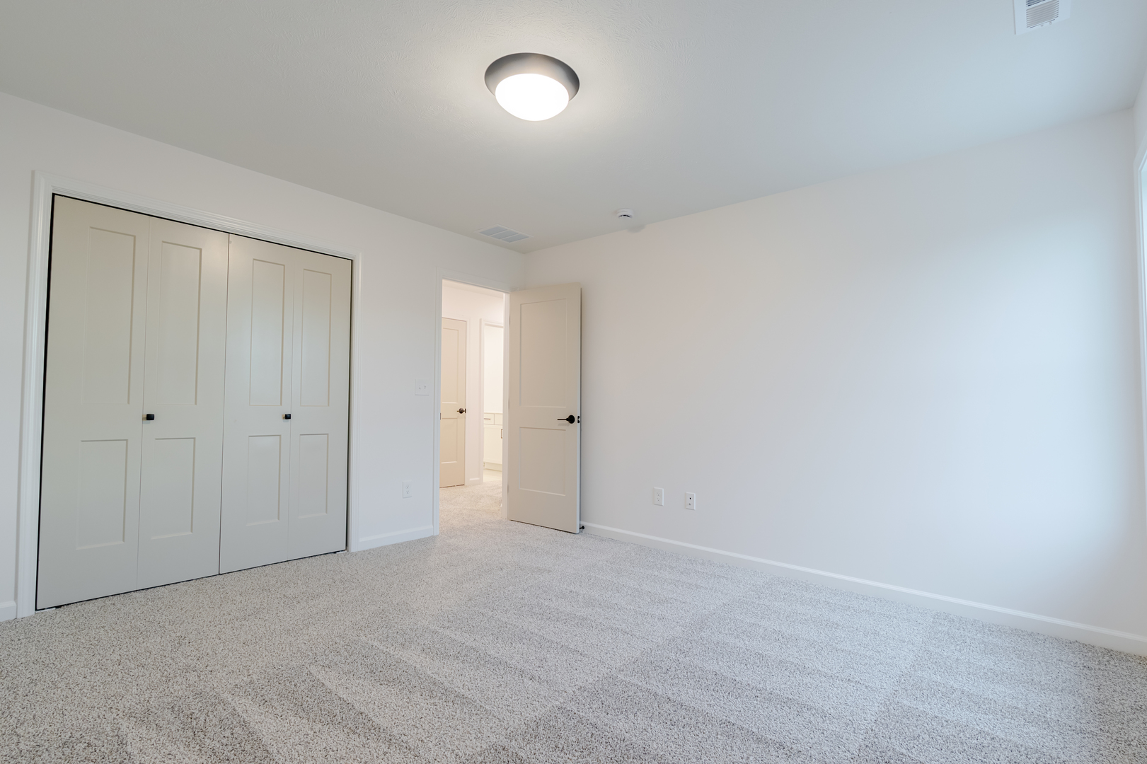 2 Bucktown Court, Bloomington, IL 61705