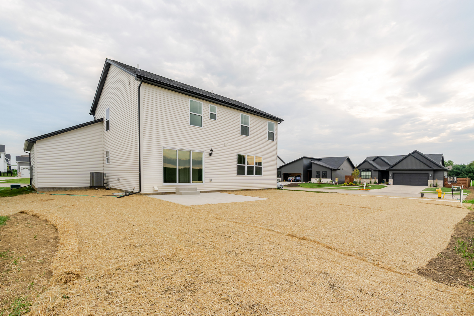 2 Bucktown Court, Bloomington, IL 61705