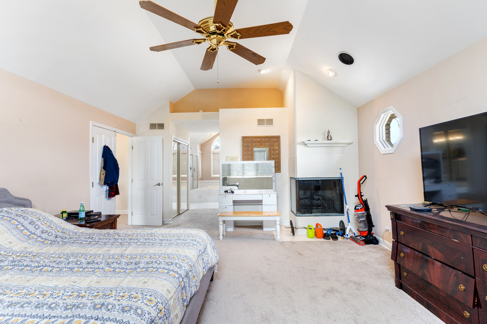 13300 W Onondaga Trail, Homer Glen, IL 60491