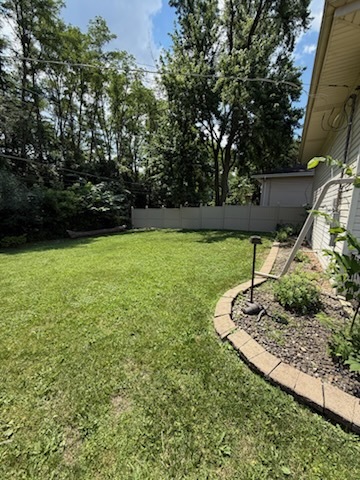 15831 Dante Drive, South Holland, IL 60473