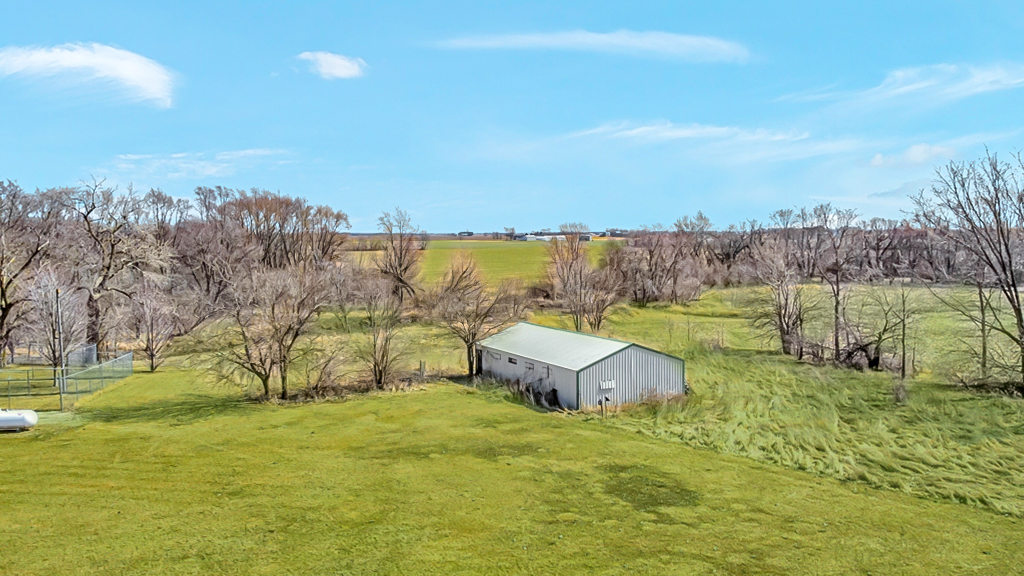 15661 W Peotone Road, Wilmington, IL 60481