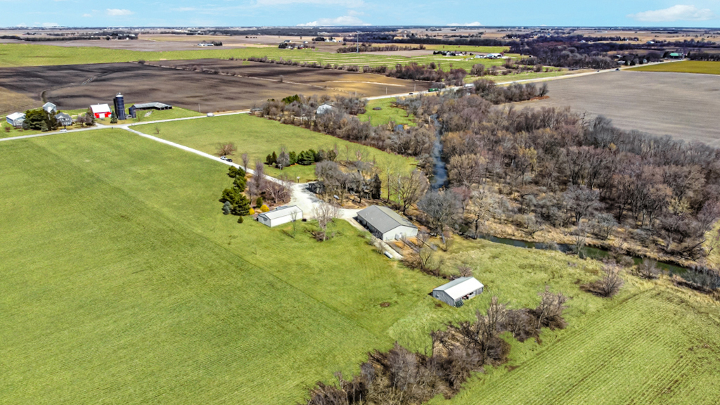 15661 W Peotone Road, Wilmington, IL 60481