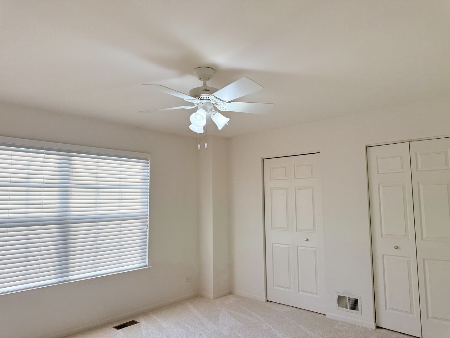 3015 Monterey Lane, Wadsworth, IL 60083