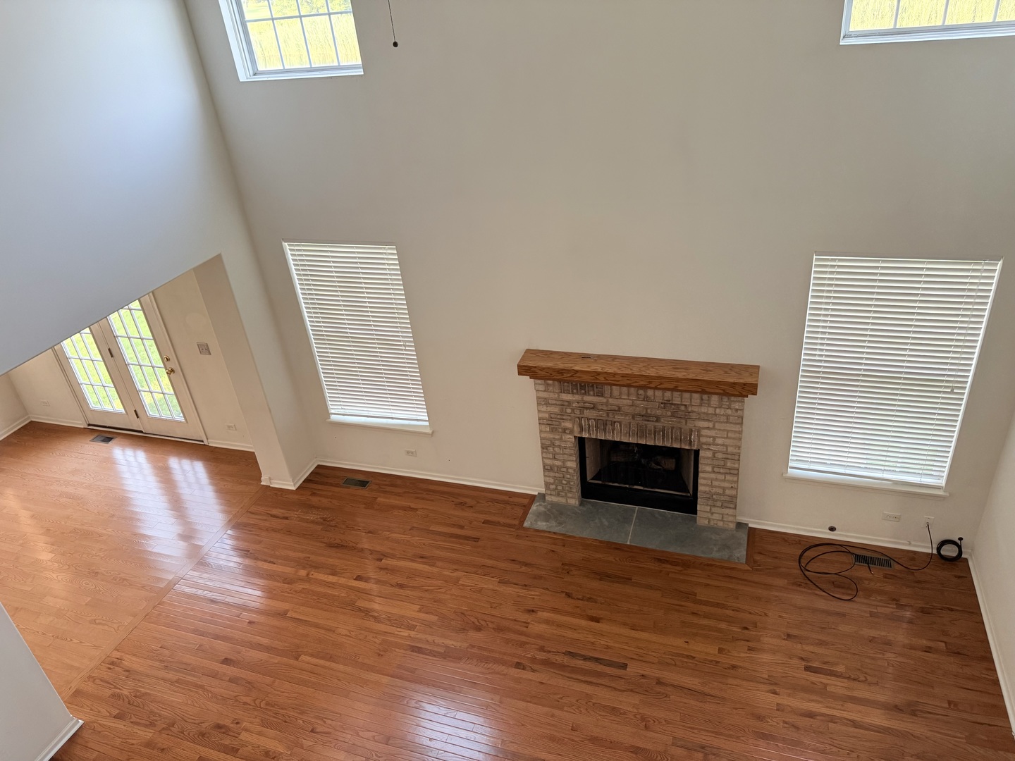 3015 Monterey Lane, Wadsworth, IL 60083