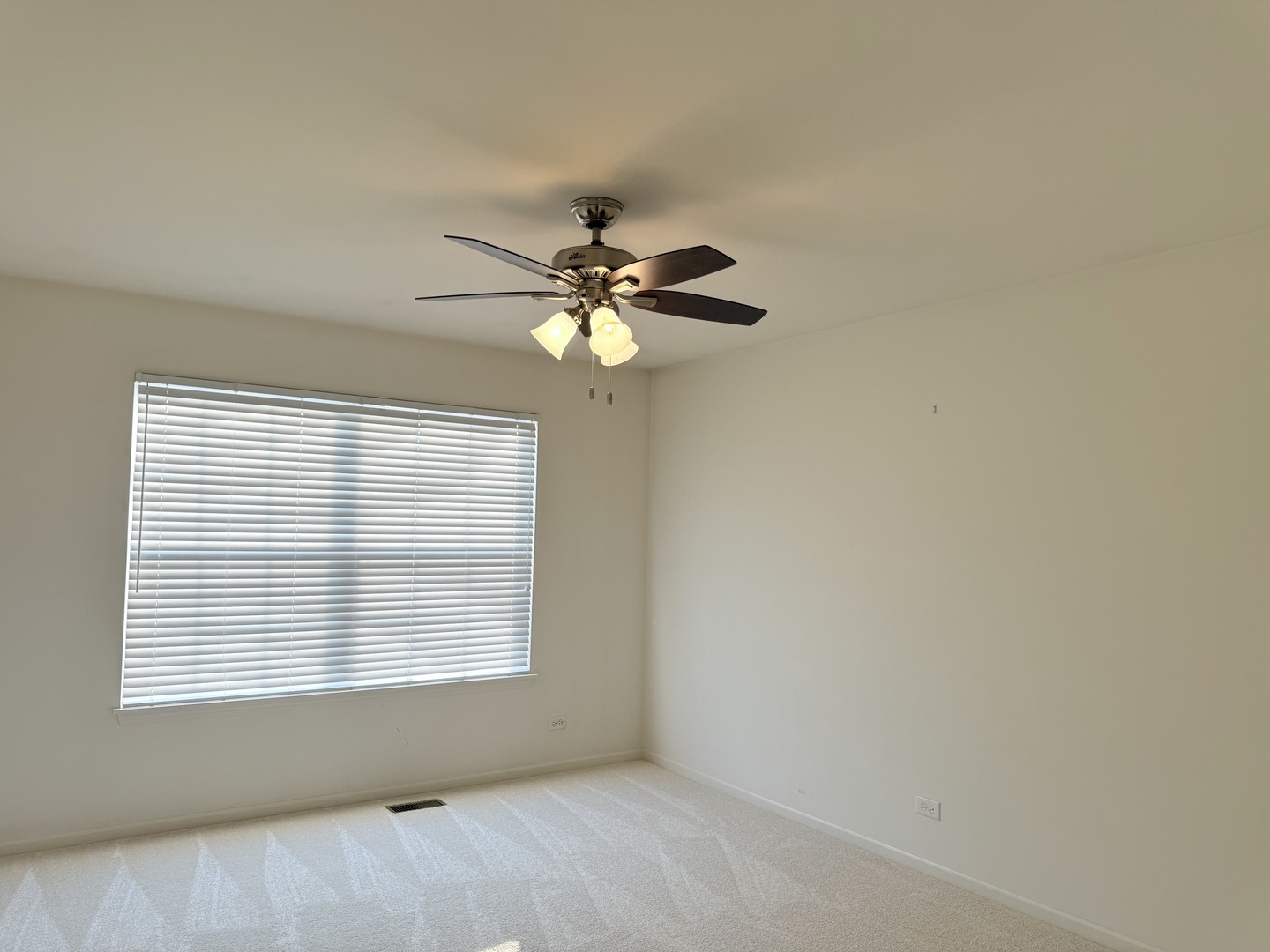 3015 Monterey Lane, Wadsworth, IL 60083