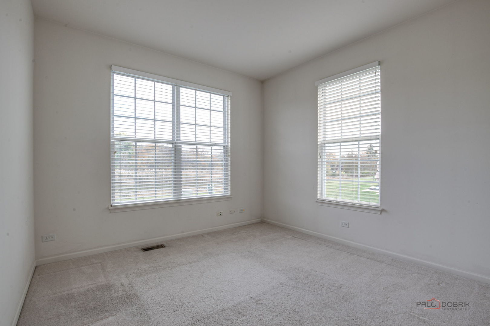 3015 Monterey Lane, Wadsworth, IL 60083