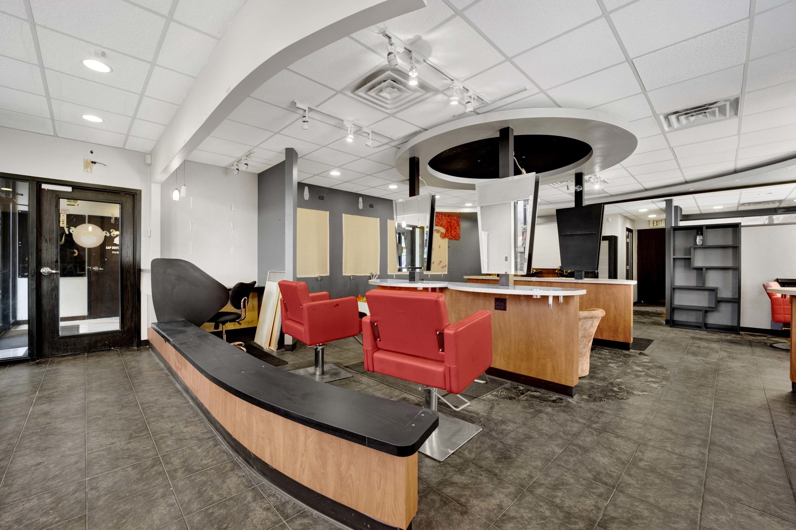 5037 N Harlem Avenue, Chicago, IL 60656