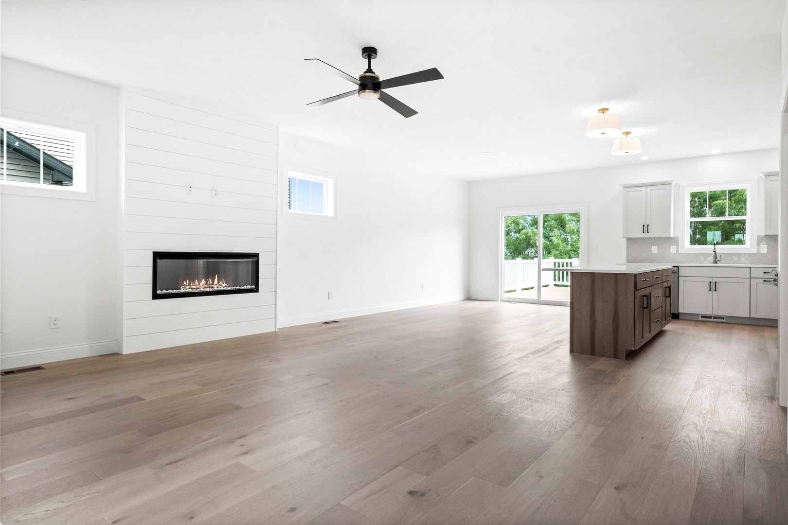 5005 Finlen Lane, Bloomington, IL 61705