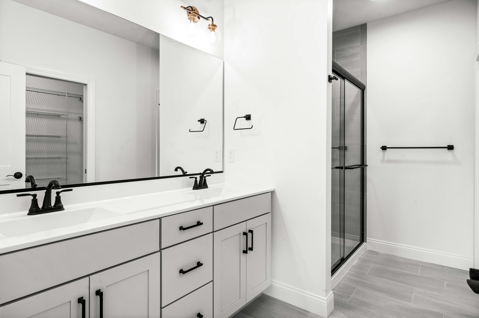 5005 Finlen Lane, Bloomington, IL 61705