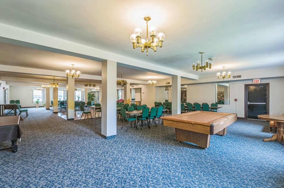9374 Landings Lane #404, Des Plaines, IL 60016