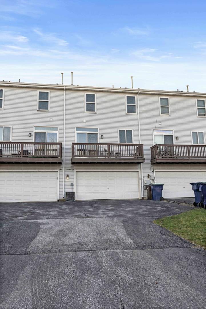 21628 Dogwood Road #120-3, Matteson, IL 60443
