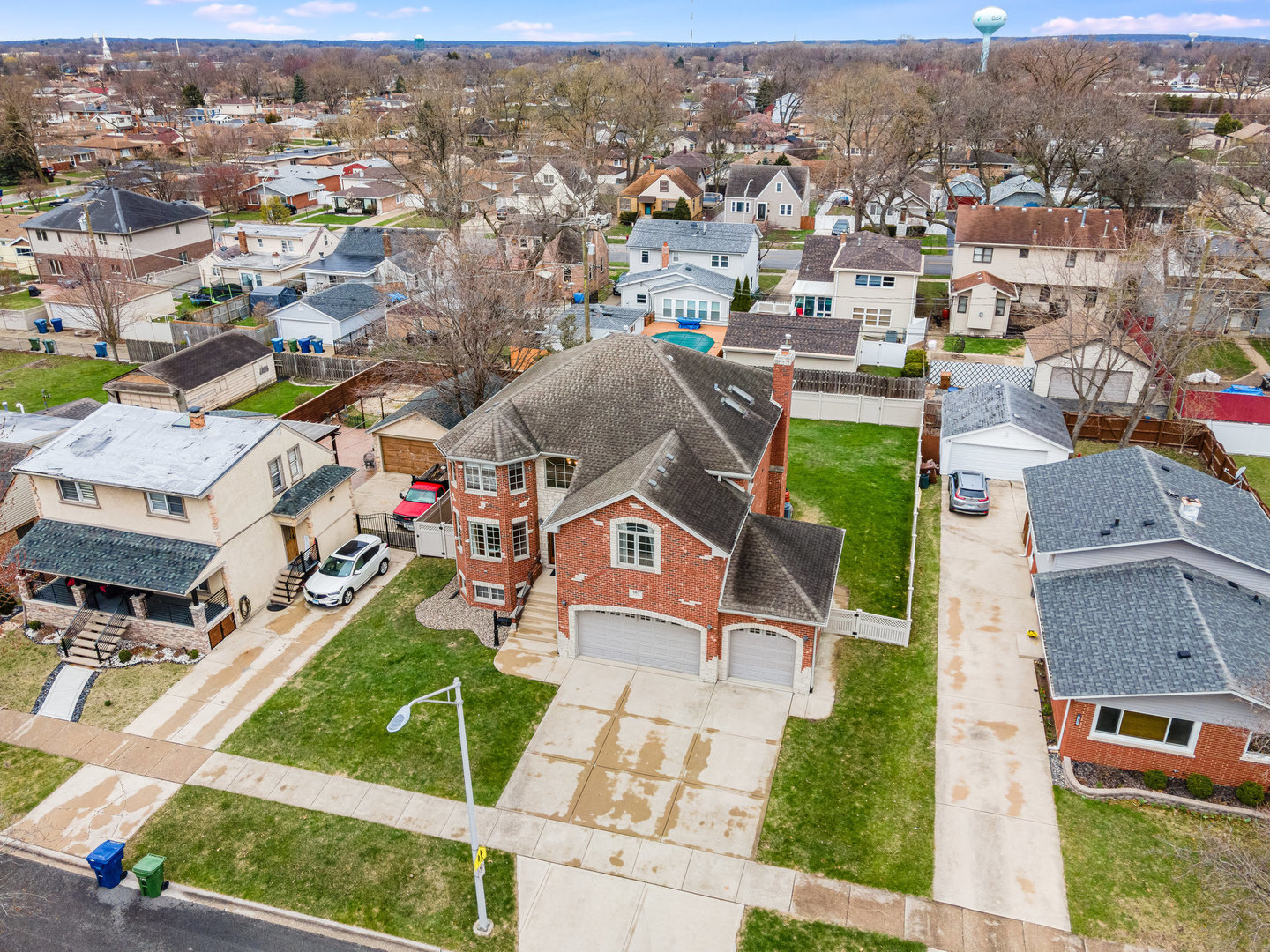 9812 Minnick Avenue, Oak Lawn, IL 60453