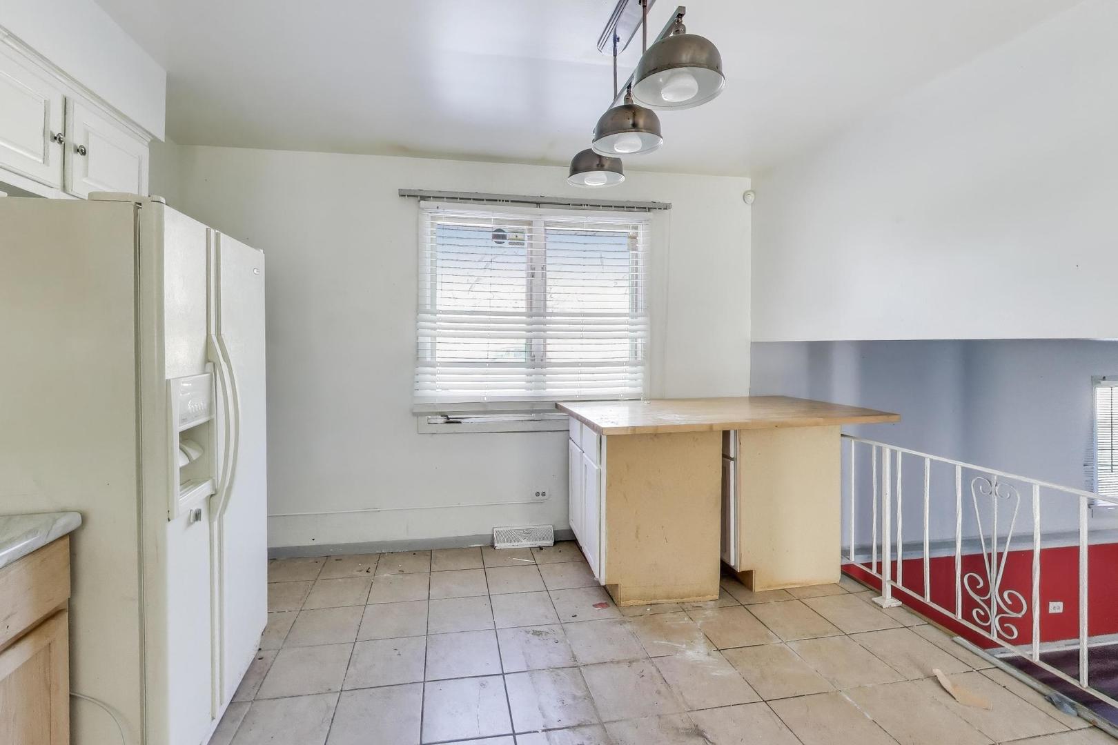 257 Cornell Avenue, Calumet City, IL 60409