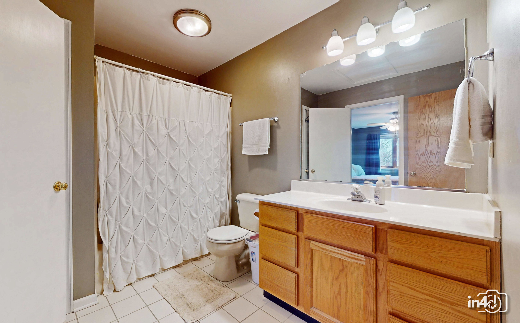 829 N 1st Street, Elburn, IL 60119