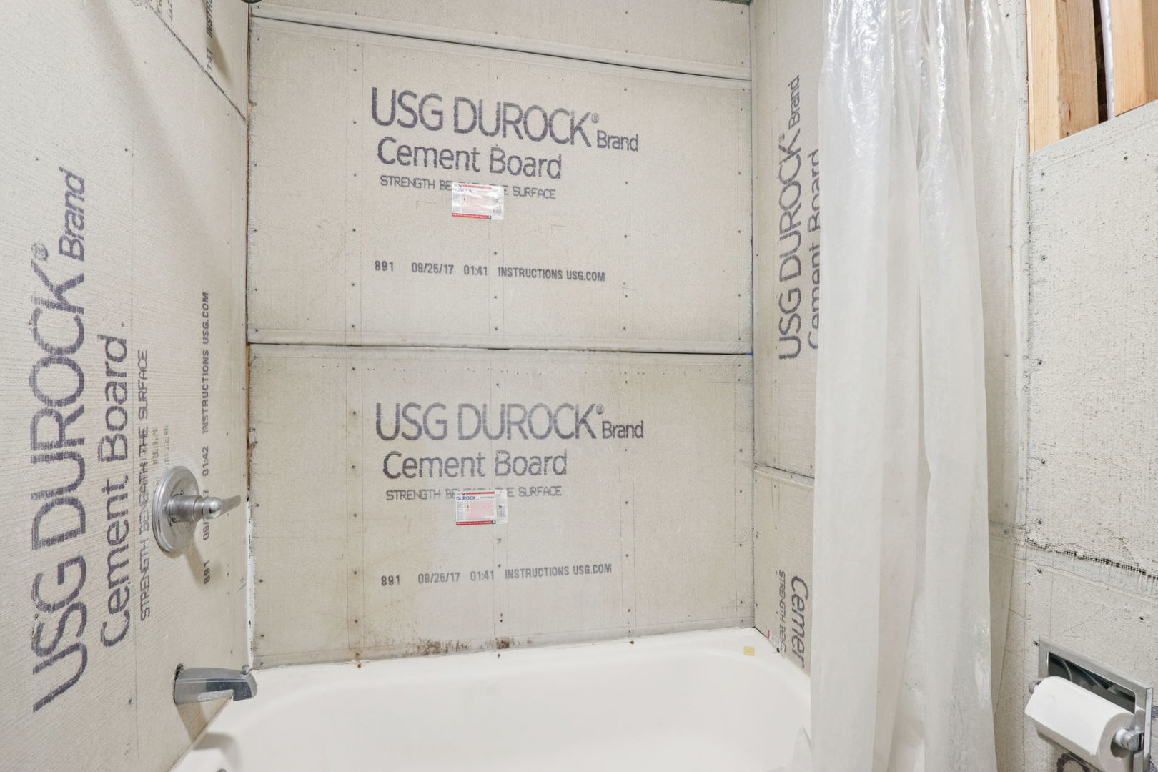3220 W Polk Street, Chicago, IL 60624