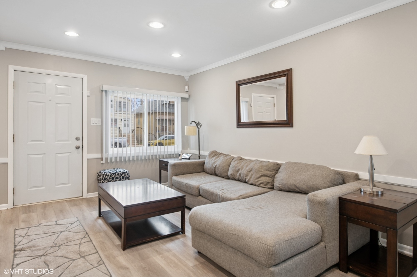 3620 N Odell Avenue, Chicago, IL 60634