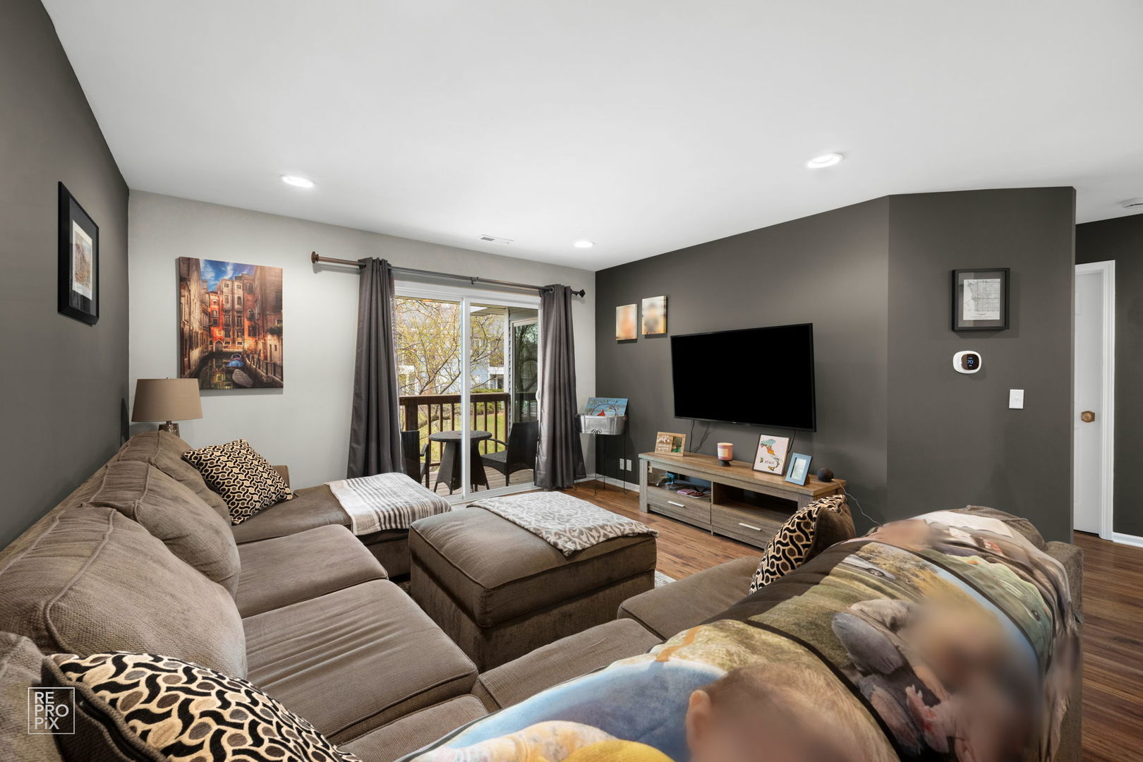 259 W Jennifer Lane #4, Palatine, IL 60067