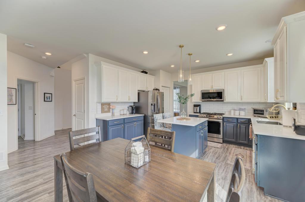 2034 Ingemunson Lane, Yorkville, IL 60560