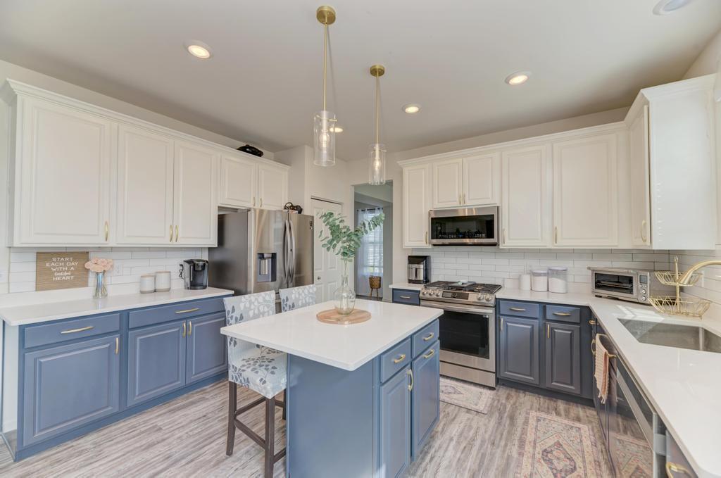2034 Ingemunson Lane, Yorkville, IL 60560