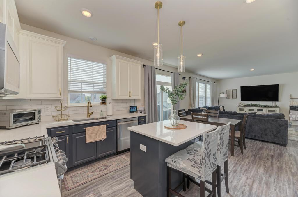 2034 Ingemunson Lane, Yorkville, IL 60560