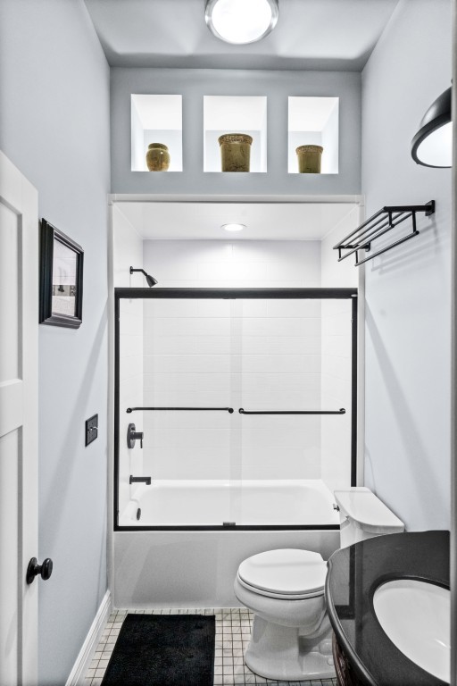 212 N Center Street #201, Bloomington, IL 61701