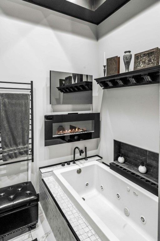 212 N Center Street #201, Bloomington, IL 61701