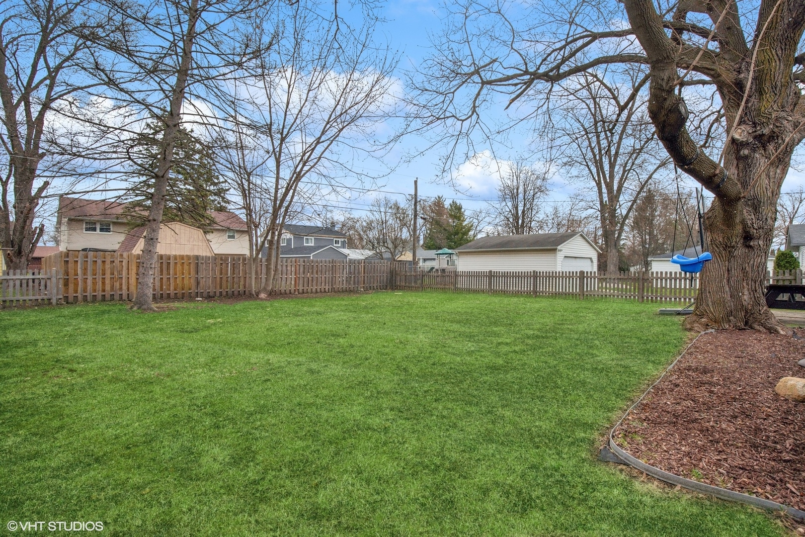 250 Normandy Lane, Grayslake, IL 60030