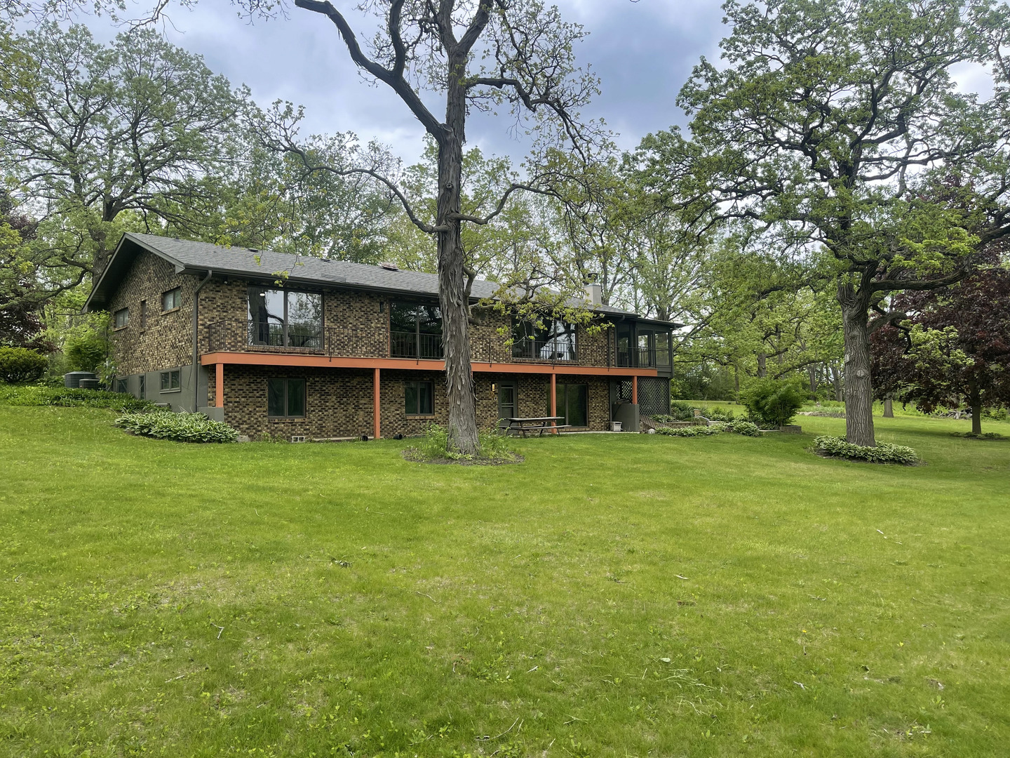 5814 Il Route 173, Richmond, IL 60071