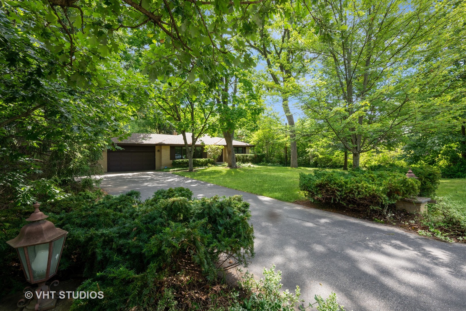 2101 Thorntree Lane, Palatine, IL 60067