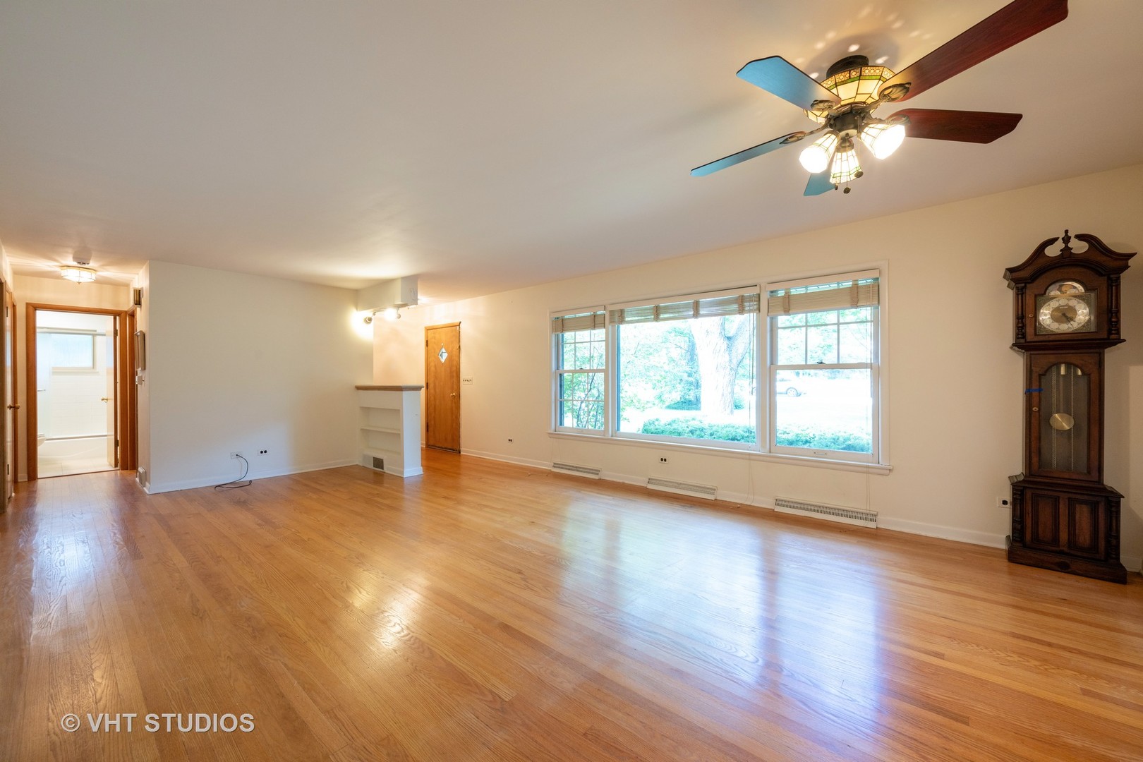 2101 Thorntree Lane, Palatine, IL 60067