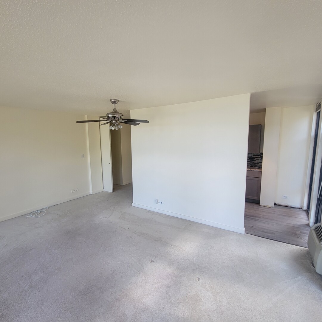 6700 S South Shore Drive #2G, Chicago, IL 60649