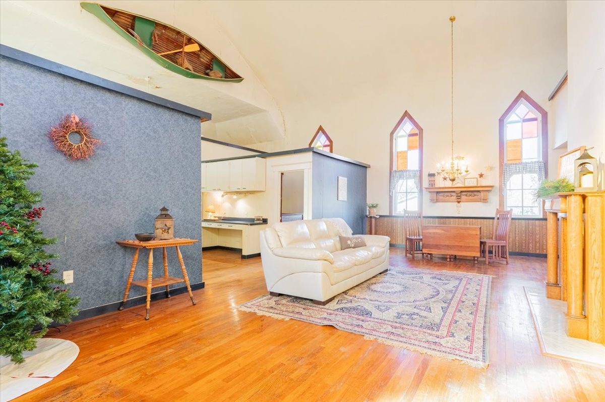 269 Chicago Street, Dewitt, IL 61735