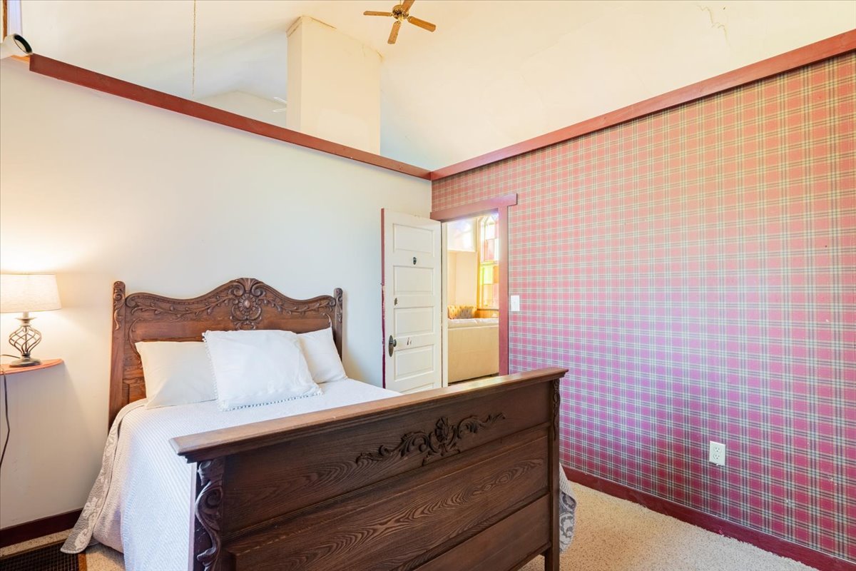 269 Chicago Street, Dewitt, IL 61735