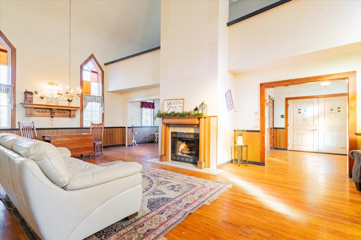 269 Chicago Street, Dewitt, IL 61735